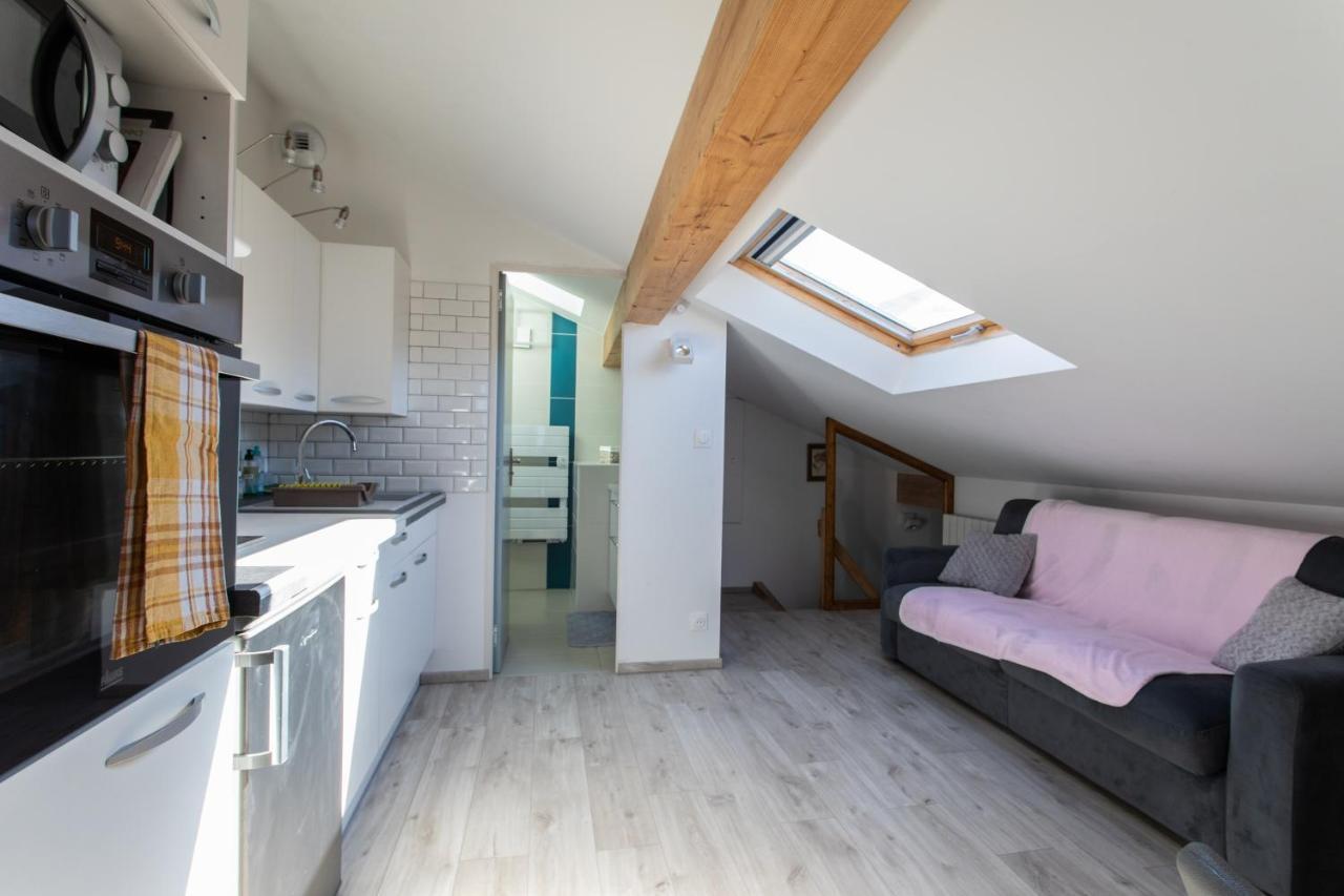 Le Coq Charmant Petit Studio En Centre Ville D'Embrun Dış mekan fotoğraf